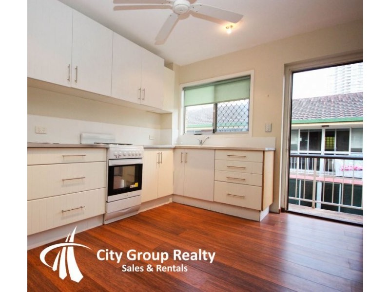 4/123 Old Burleigh Road, Broadbeach QLD 4218