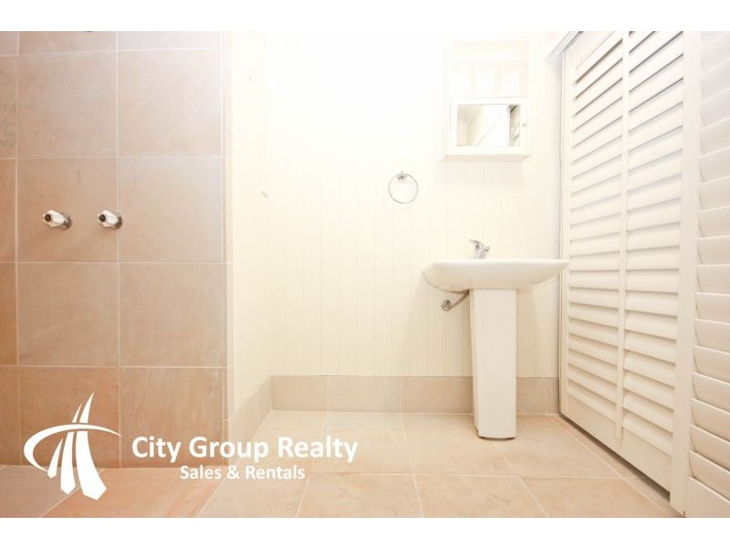 4/123 Old Burleigh Road, Broadbeach QLD 4218