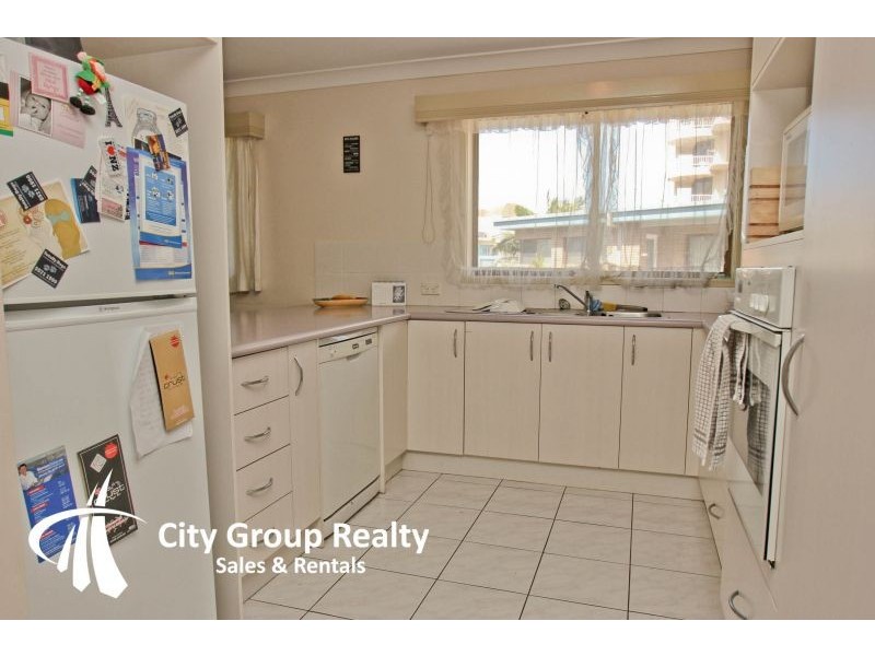 11/5 Old Burleigh Road, Surfers Paradise QLD 4217