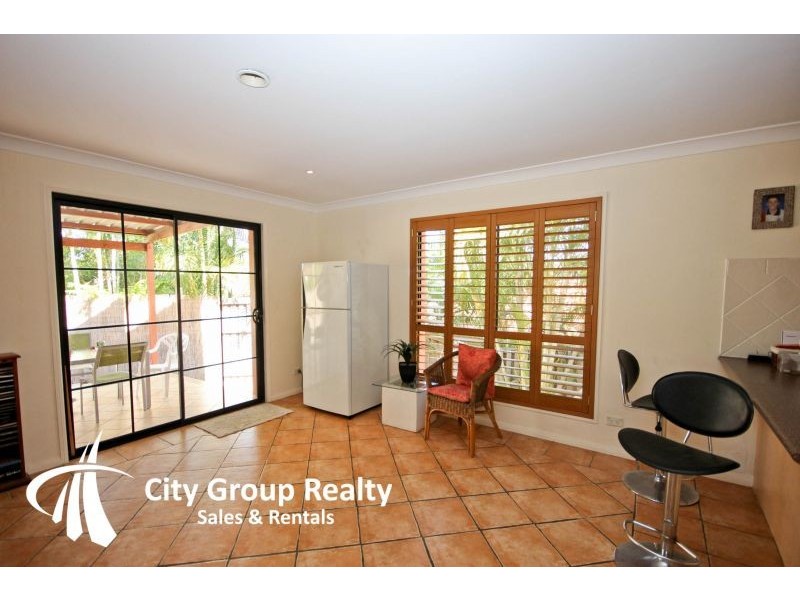 4 Milverton Close, Mudgeeraba QLD 4213