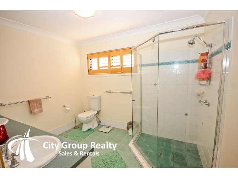 4 Milverton Close, Mudgeeraba QLD 4213