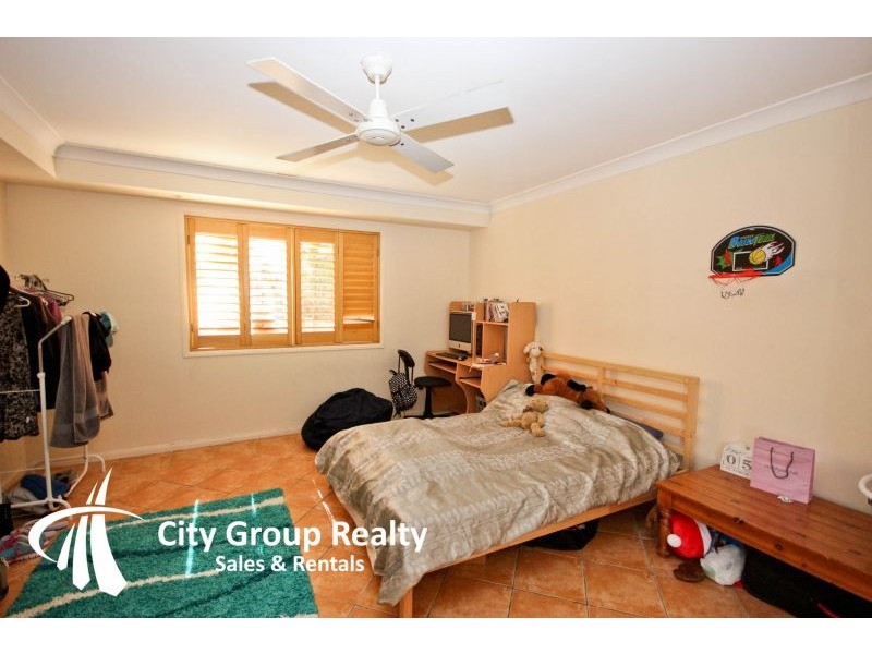 4 Milverton Close, Mudgeeraba QLD 4213