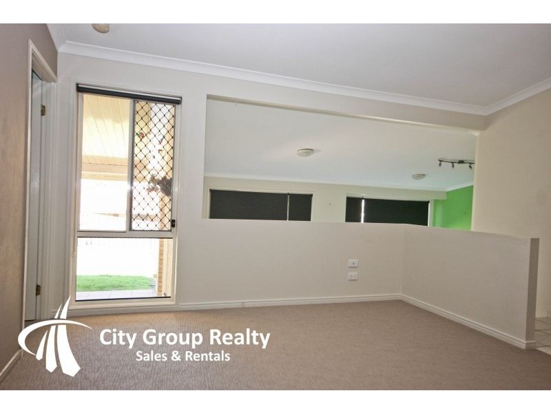 1/25 Palmerston Drive, Pacific Pines QLD 4211