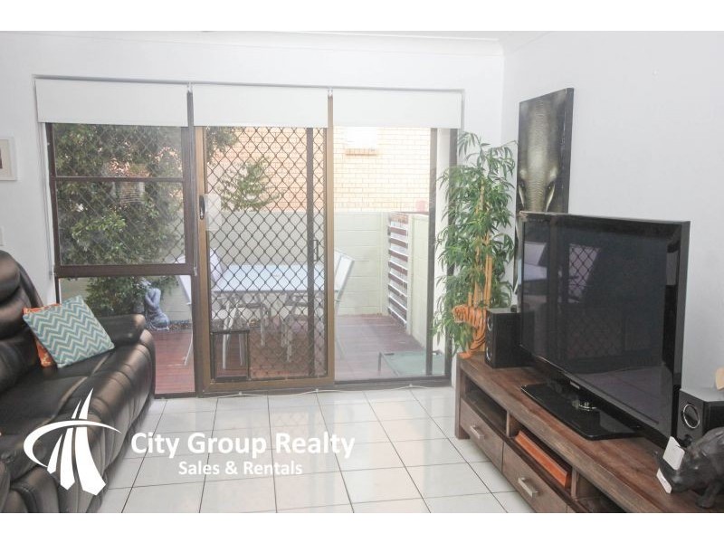 3 ‘Villa Perez’ 5 Aquila Court, Mermaid Waters QLD 4218