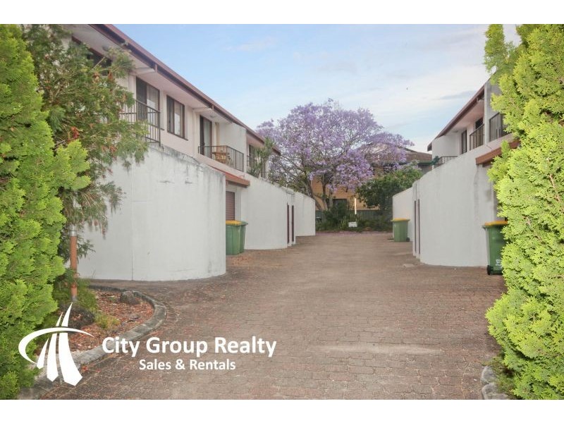 3 ‘Villa Perez’ 5 Aquila Court, Mermaid Waters QLD 4218