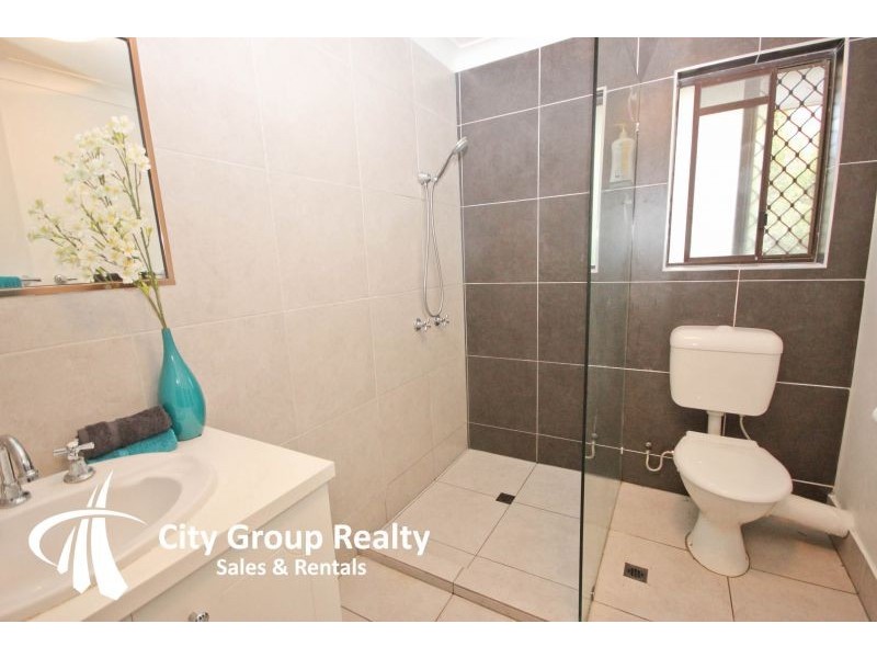 3 ‘Villa Perez’ 5 Aquila Court, Mermaid Waters QLD 4218