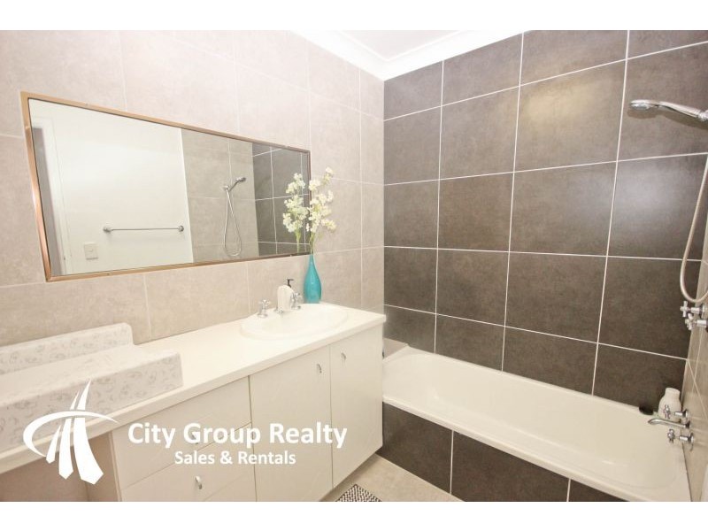 3 ‘Villa Perez’ 5 Aquila Court, Mermaid Waters QLD 4218