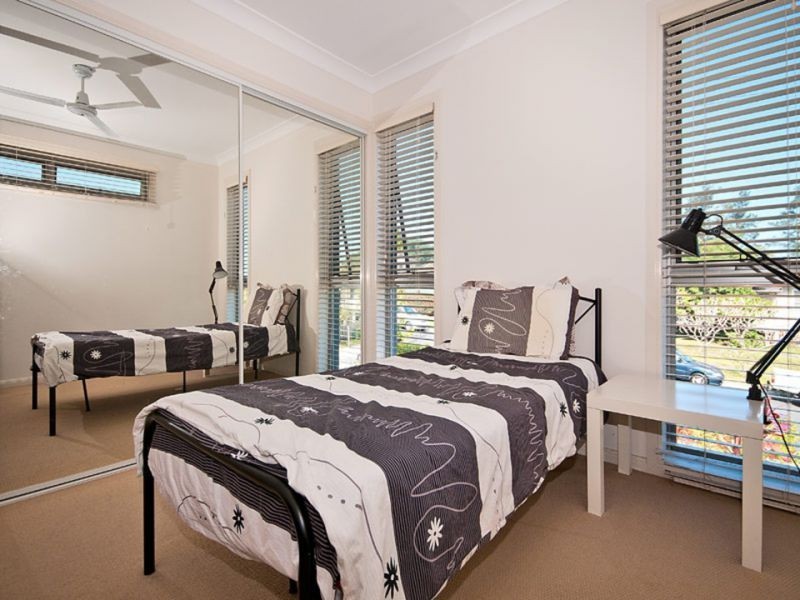 1/81 Pohlman Street, Southport QLD 4215