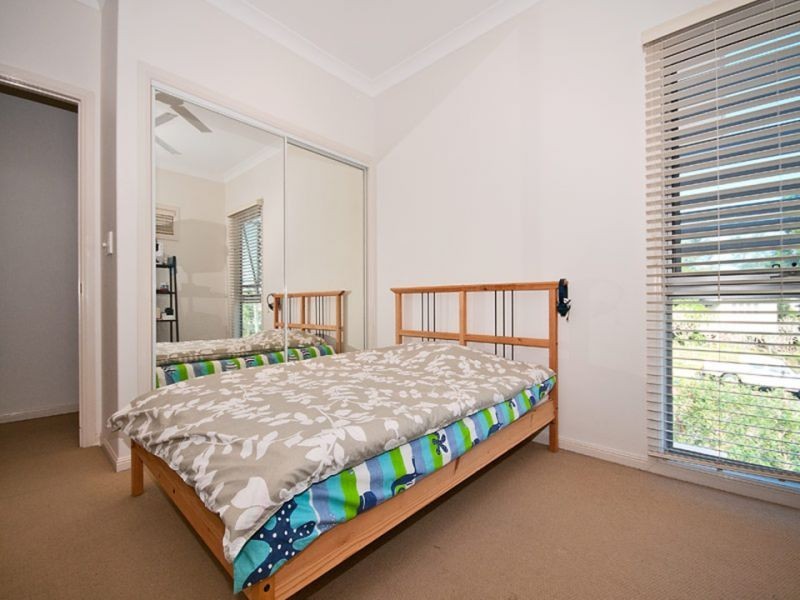 1/81 Pohlman Street, Southport QLD 4215