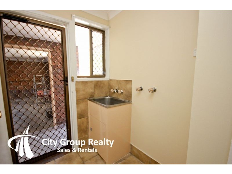 68 Macquarie Street, Molendinar QLD 4214
