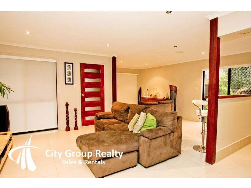 2/6 Chaffey Street, Tugun QLD 4224