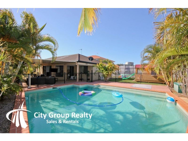 5 Robinia Court, Robina QLD 4226