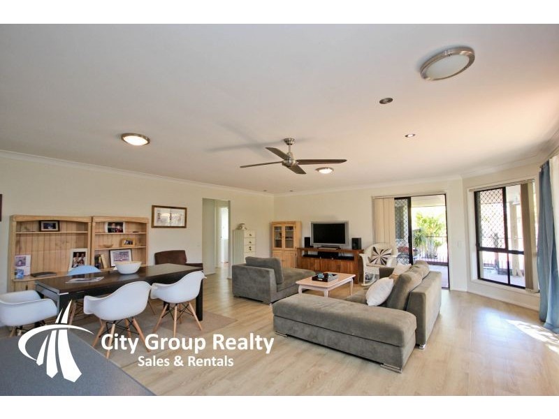 5 Robinia Court, Robina QLD 4226