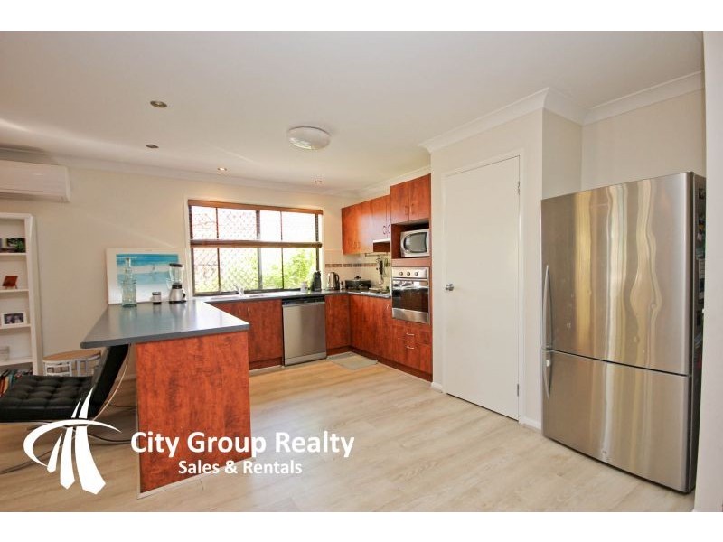 5 Robinia Court, Robina QLD 4226