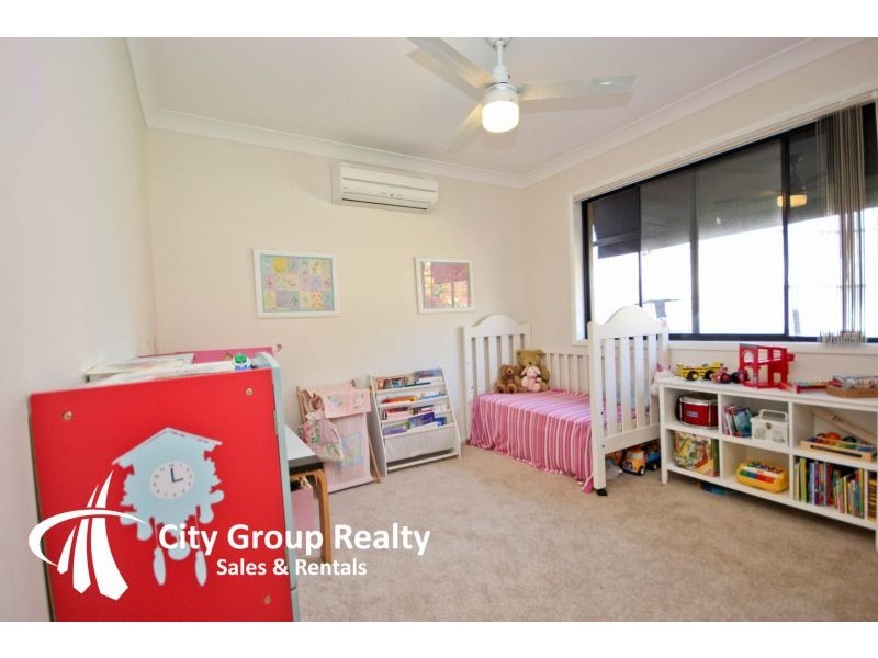 5 Robinia Court, Robina QLD 4226