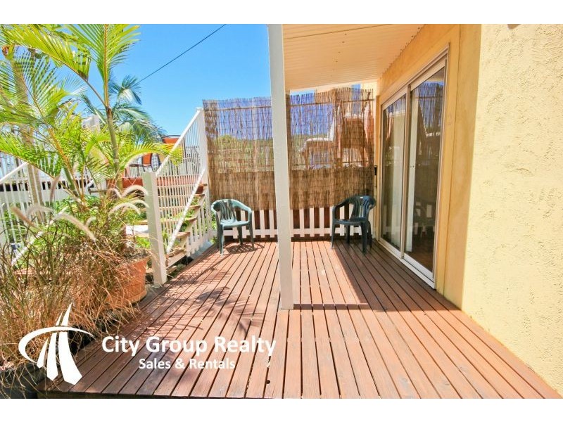 2/6 Brake St, Burleigh Heads QLD 4220
