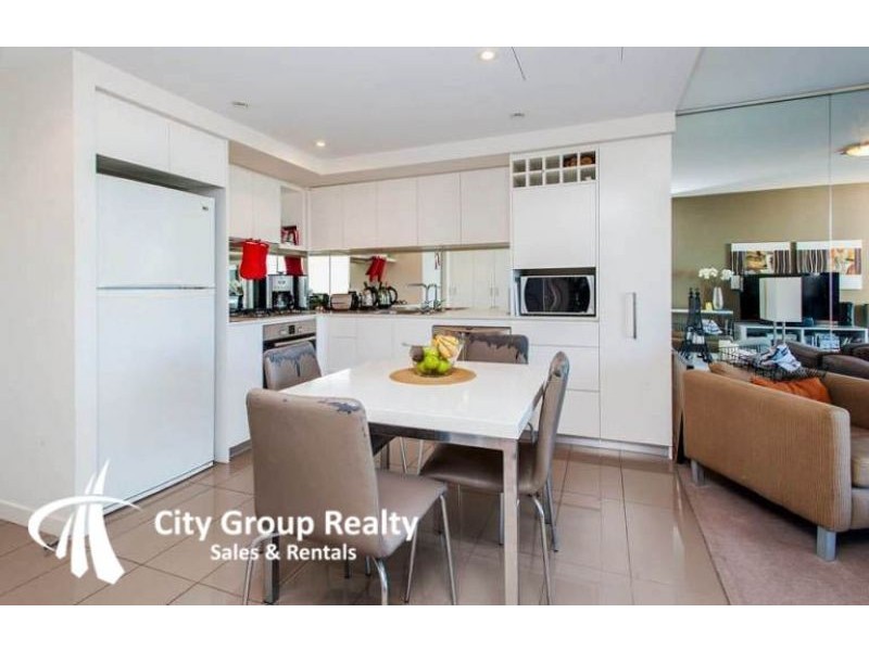 438 Marine Parade, Biggera Waters QLD 4216
