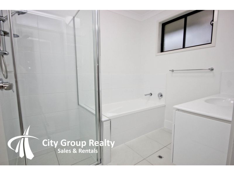 15 Luxor Street, Southport QLD 4215