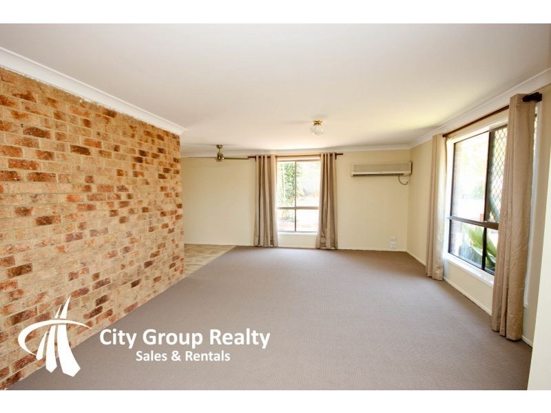 68 Macquarie Street, Molendinar QLD 4214