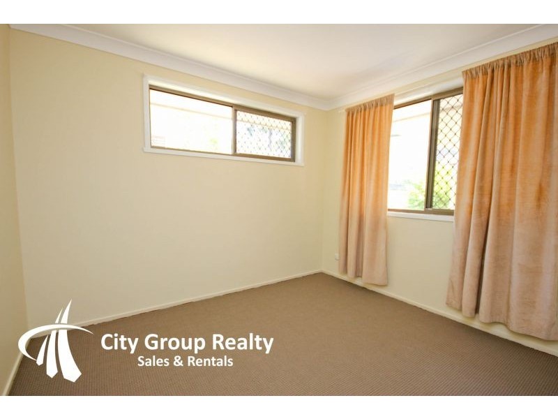 68 Macquarie Street, Molendinar QLD 4214