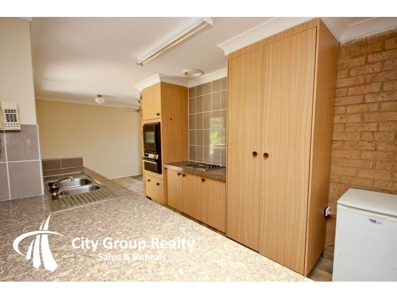 68 Macquarie Street, Molendinar QLD 4214
