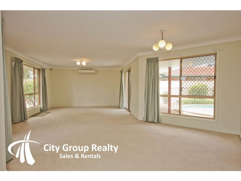 1 Chadstone Place, Robina QLD 4226