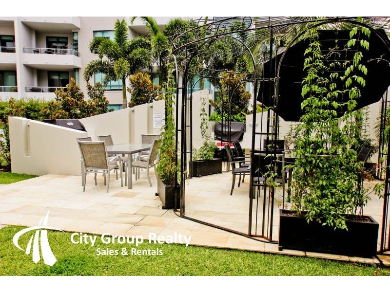 P1/28 Bayview Street, Runaway Bay QLD 4216