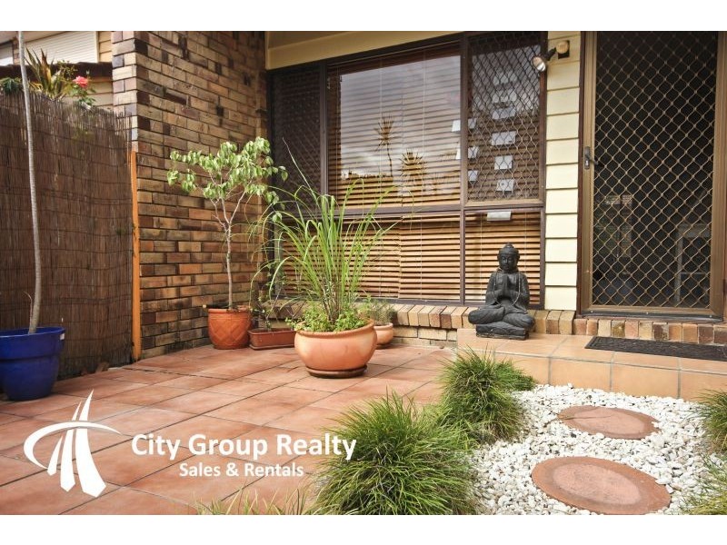 5/3 Cotinga Cresent, Burleigh Waters QLD 4220