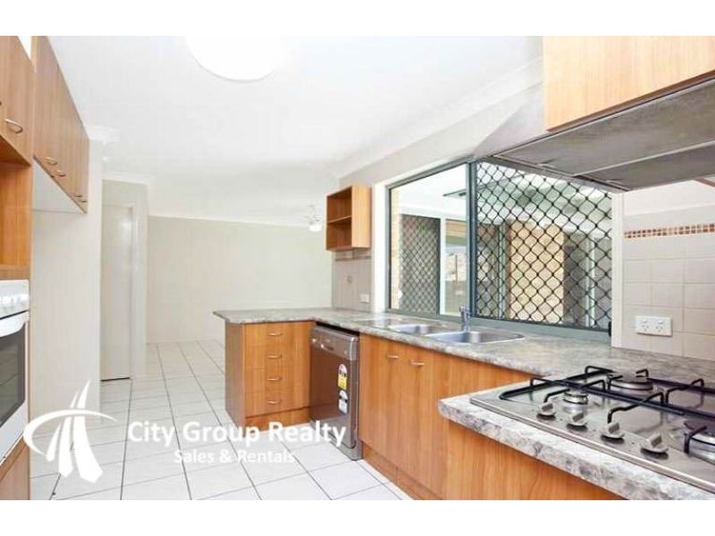 25 Glengarry Close, Highland Park QLD 4211