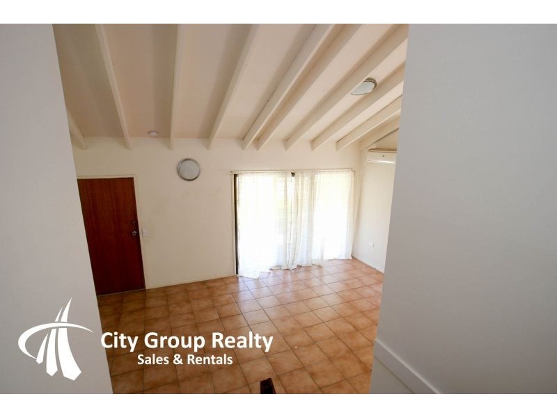 5 Murrumba Drive, Ashmore QLD 4214