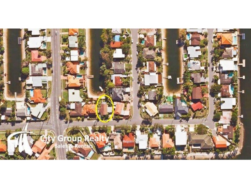 11 Merrimac Bld, Broadbeach Waters QLD 4218