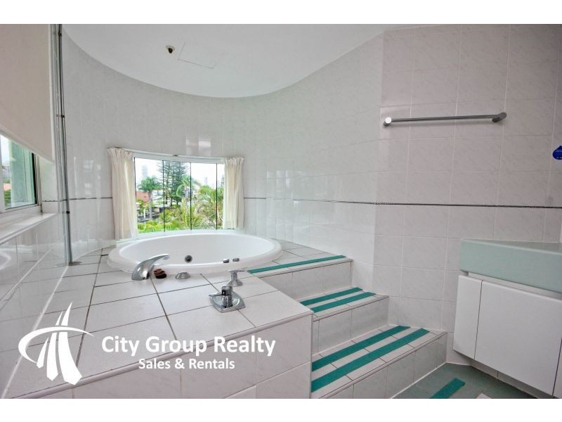 7 Mallana Street, Surfers Paradise QLD 4217