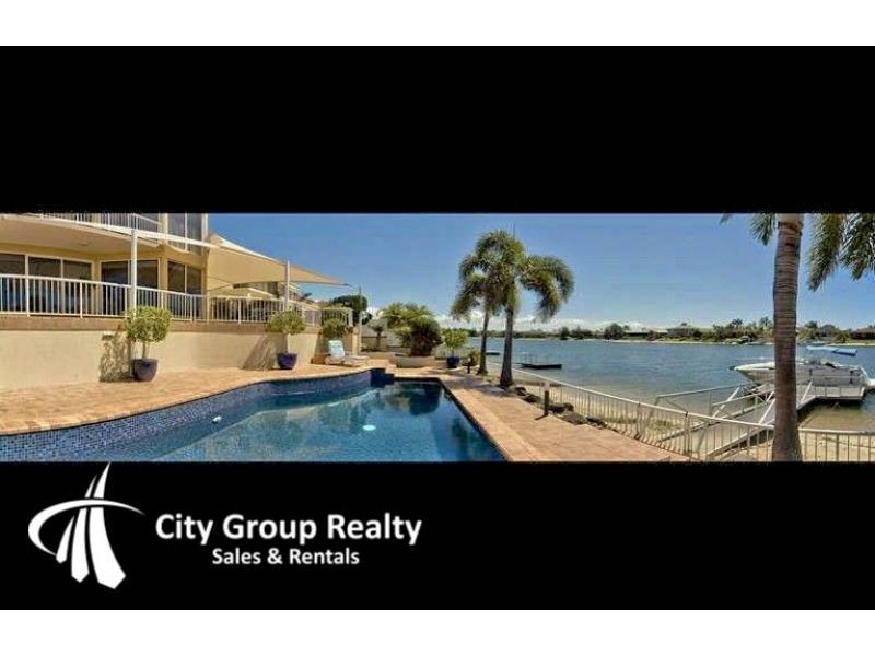 84 Waitomo Street, Broadbeach Waters QLD 4218