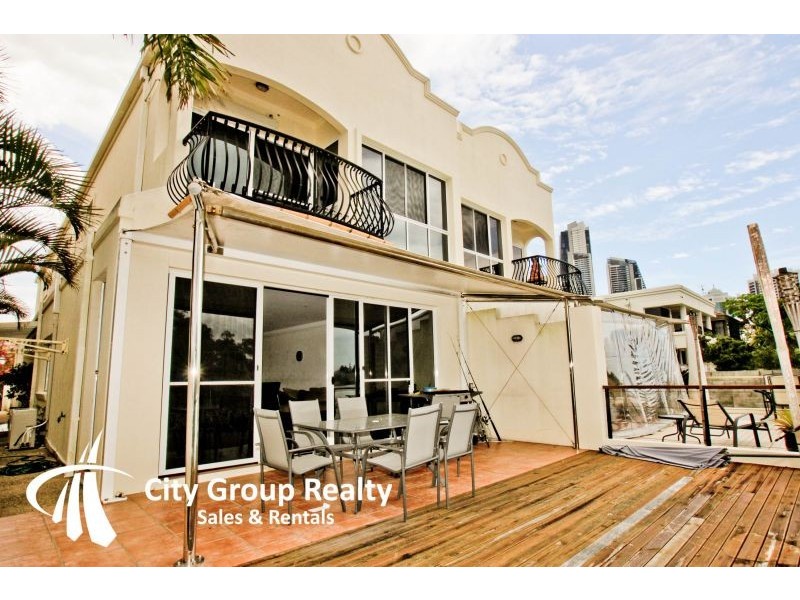 2/253 stanhill drive, Chevron Island QLD 4217