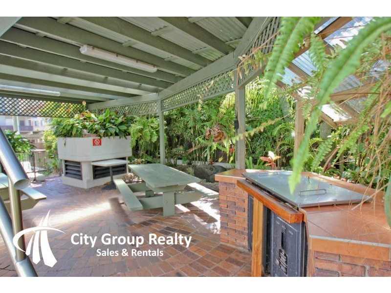 2943 Surfers Paradise Blvd, Surfers Paradise QLD 4217