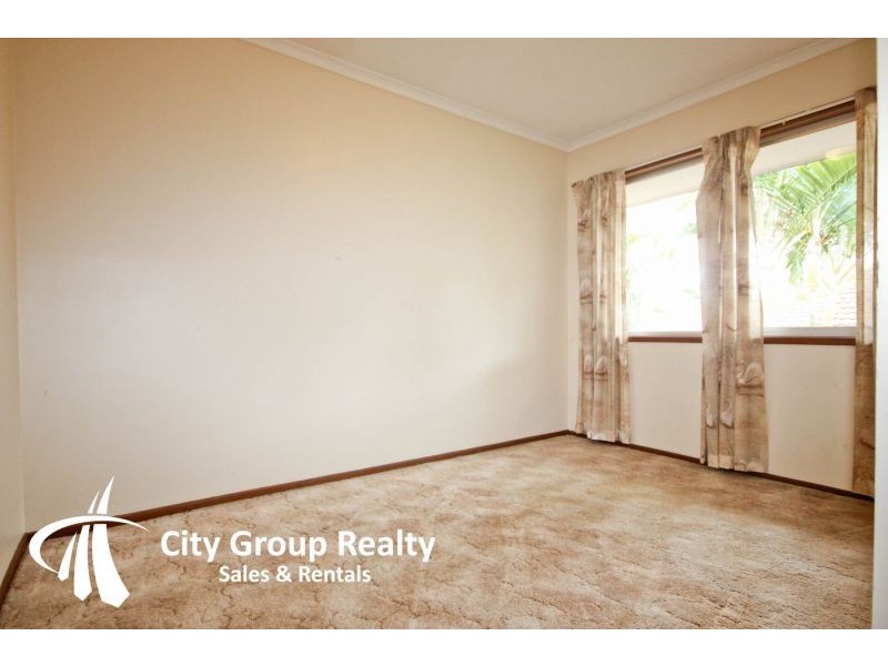 1/7 caroline avenue, Southport QLD 4215