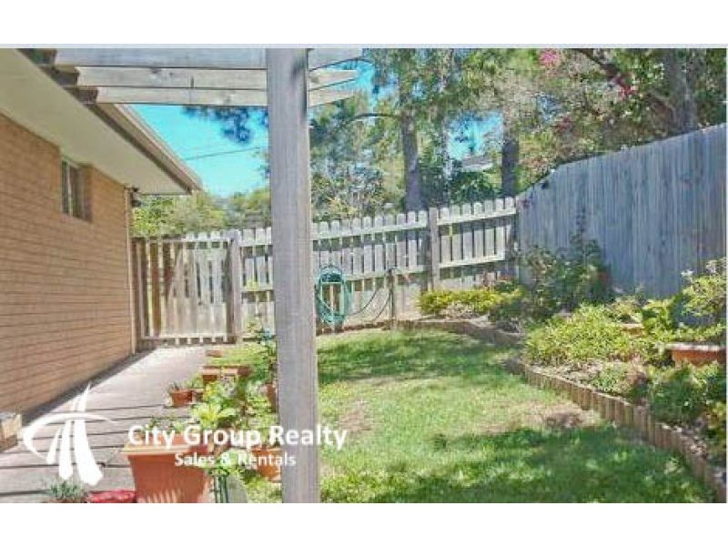 1/7 caroline avenue, Southport QLD 4215