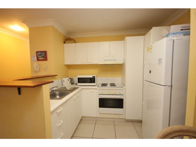 35 Palm Avenue, Surfers Paradise QLD 4217