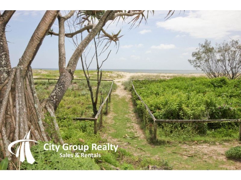 13A Jefferson Lane, Palm Beach QLD 4221