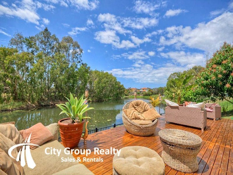 8 Redbud Lane, Robina QLD 4226