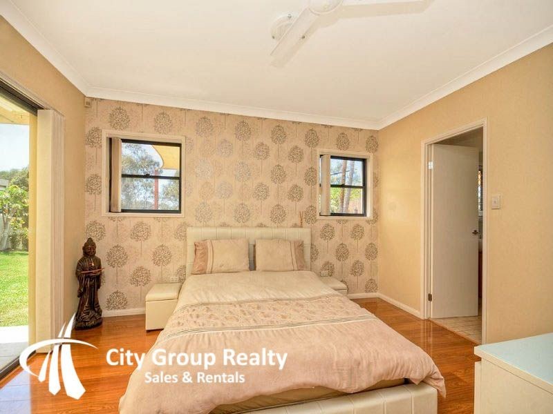 8 Redbud Lane, Robina QLD 4226