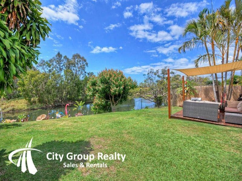 8 Redbud Lane, Robina QLD 4226