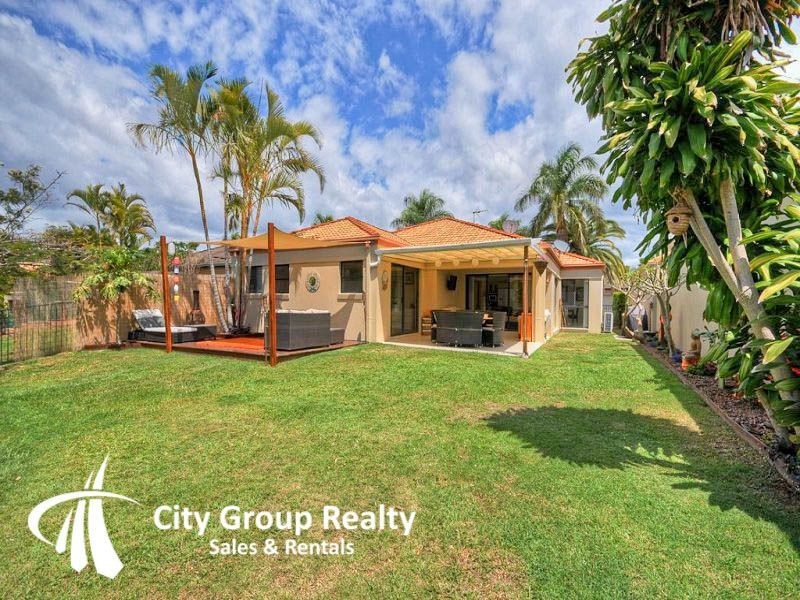 8 Redbud Lane, Robina QLD 4226