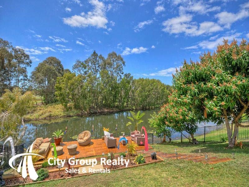 8 Redbud Lane, Robina QLD 4226