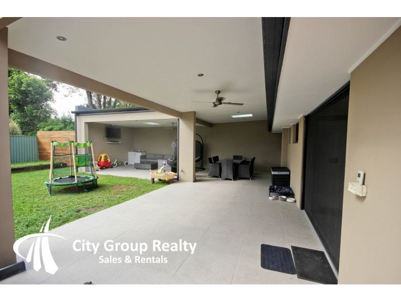 1/10 Crimson Court, Miami QLD 4220