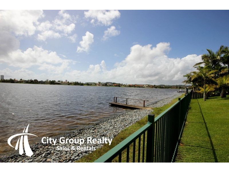 69 Cassowary Drive, Burleigh Waters QLD 4220