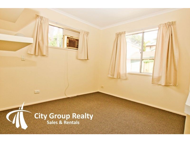 61 Eugaree Street, Southport QLD 4215