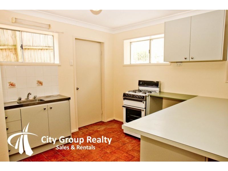 61 Eugaree Street, Southport QLD 4215