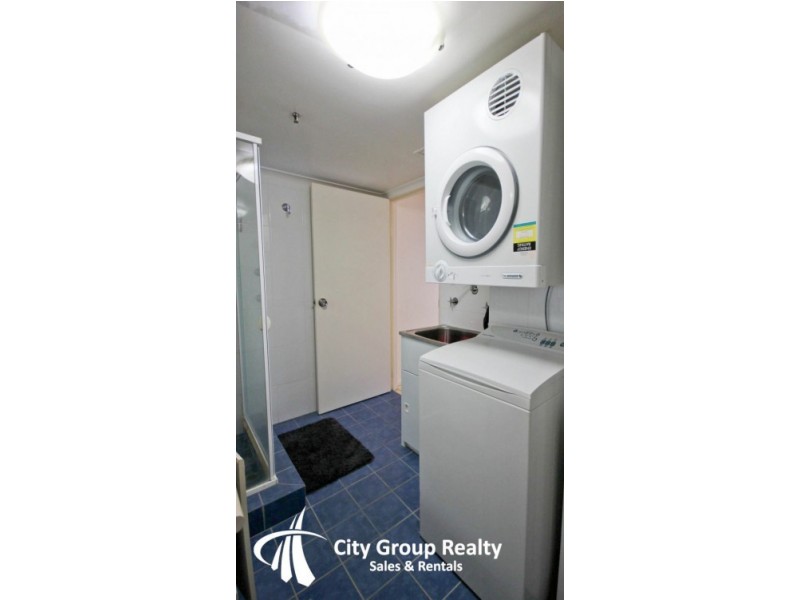 2208/18 Hanlan Street, Surfers Paradise QLD 4217