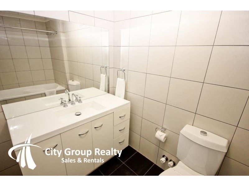 303 ‘Paradise Is Resort’ 1 Paradise Island, Surfers Paradise QLD 4217